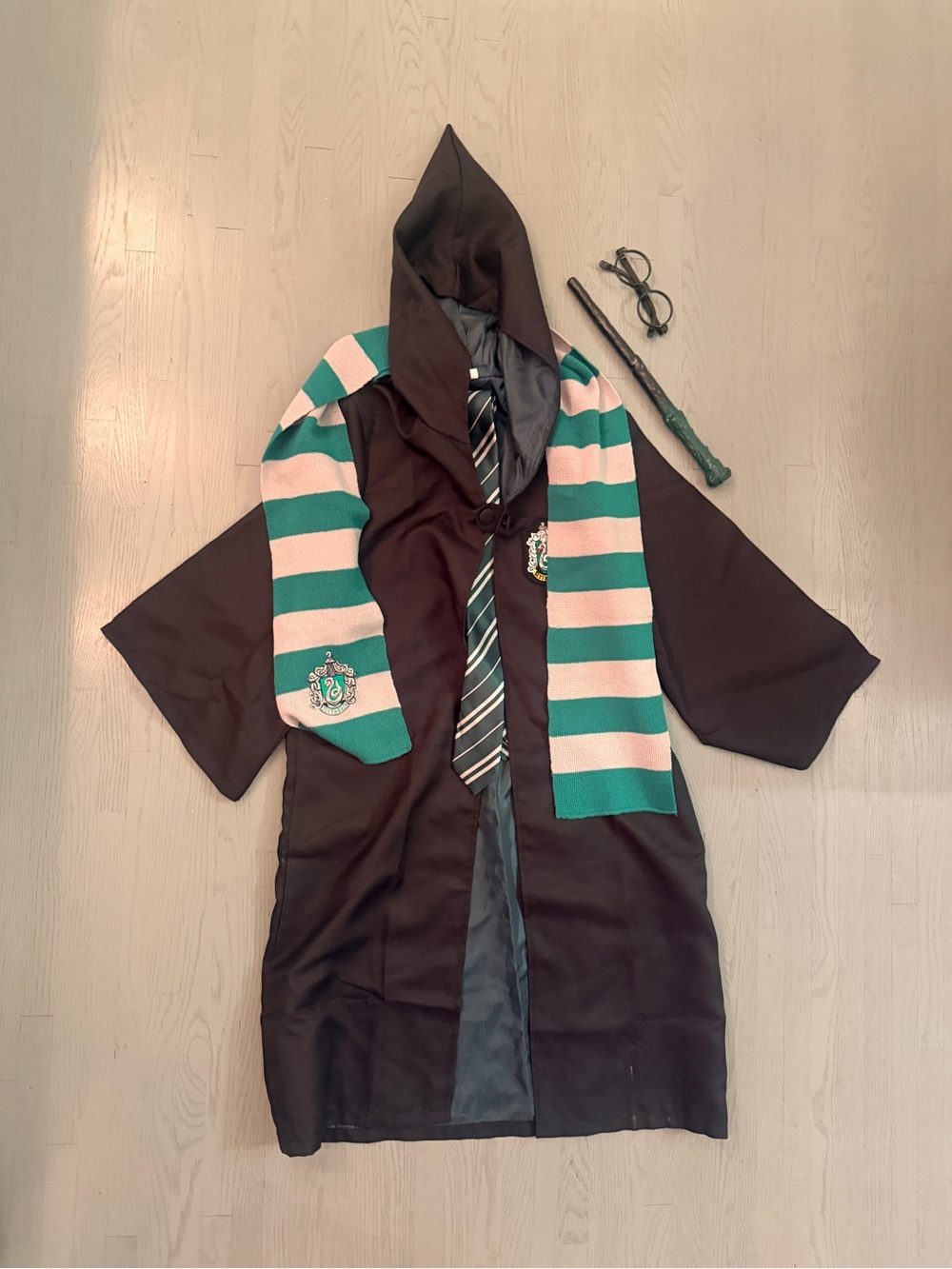 Harry Potter Slytherin Green & Black Hooded Robe Costume with Scarf and Tie